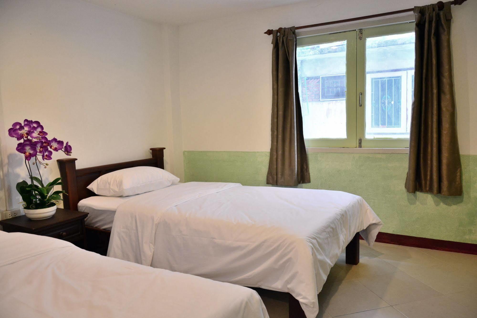 Seedling House Pattaya Extérieur photo
